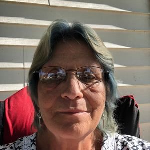 Meet your Posher, Helen